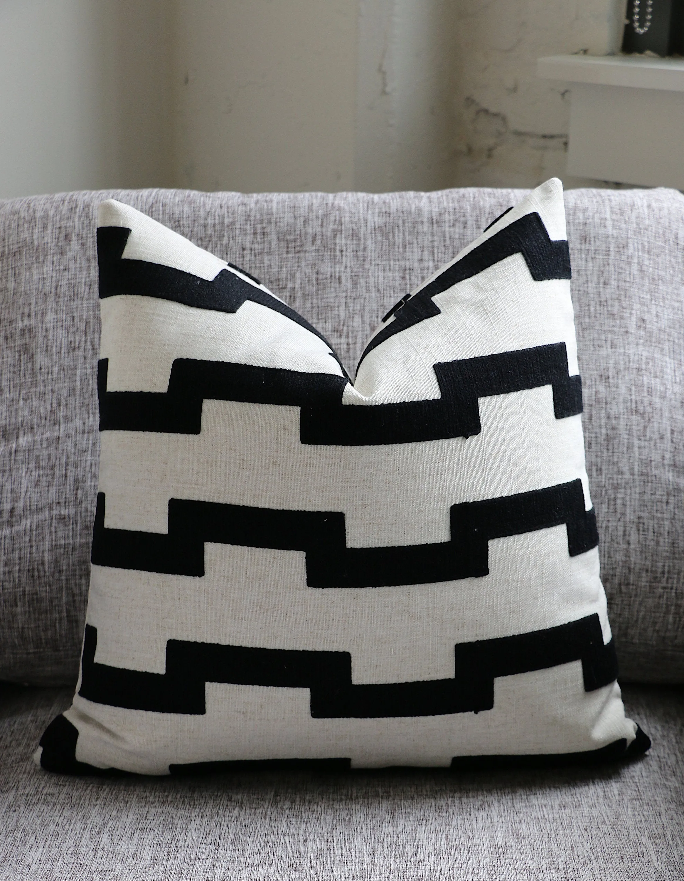 African Pillow 18x18 / Embroidered Pillow Cover 18x18 / Modern Pillow Cover 18x18 / Black Kuba Pillow 18x18 / Geometric 18x18 Pillow Cover