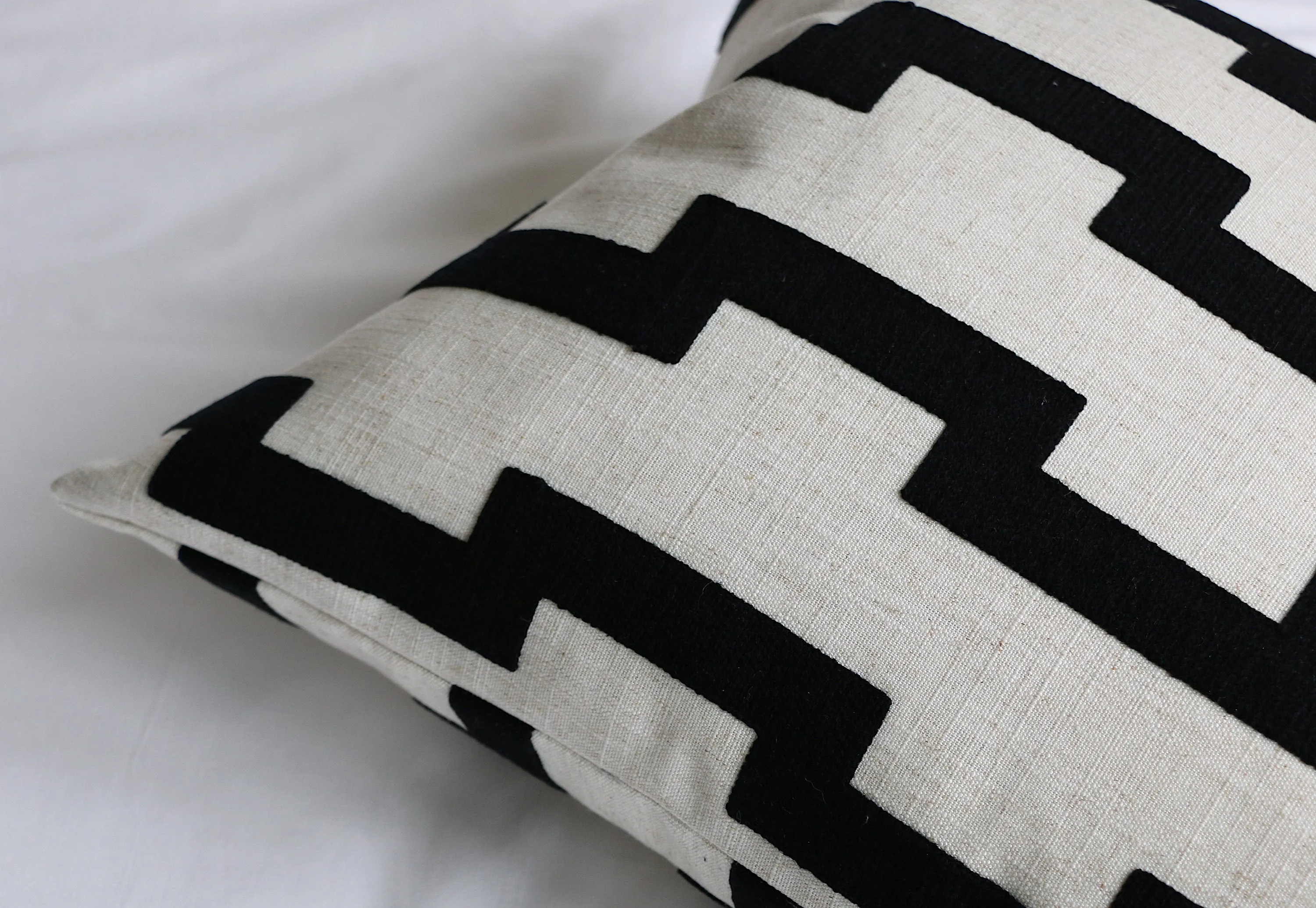 African Pillow 18x18 / Embroidered Pillow Cover 18x18 / Modern Pillow Cover 18x18 / Black Kuba Pillow 18x18 / Geometric 18x18 Pillow Cover