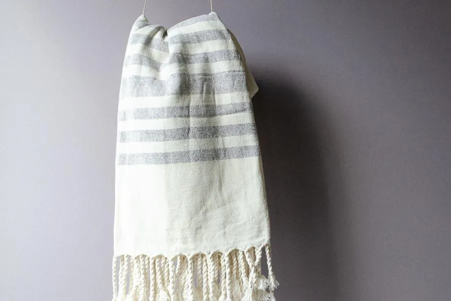 Antakya Raw Silk Towel