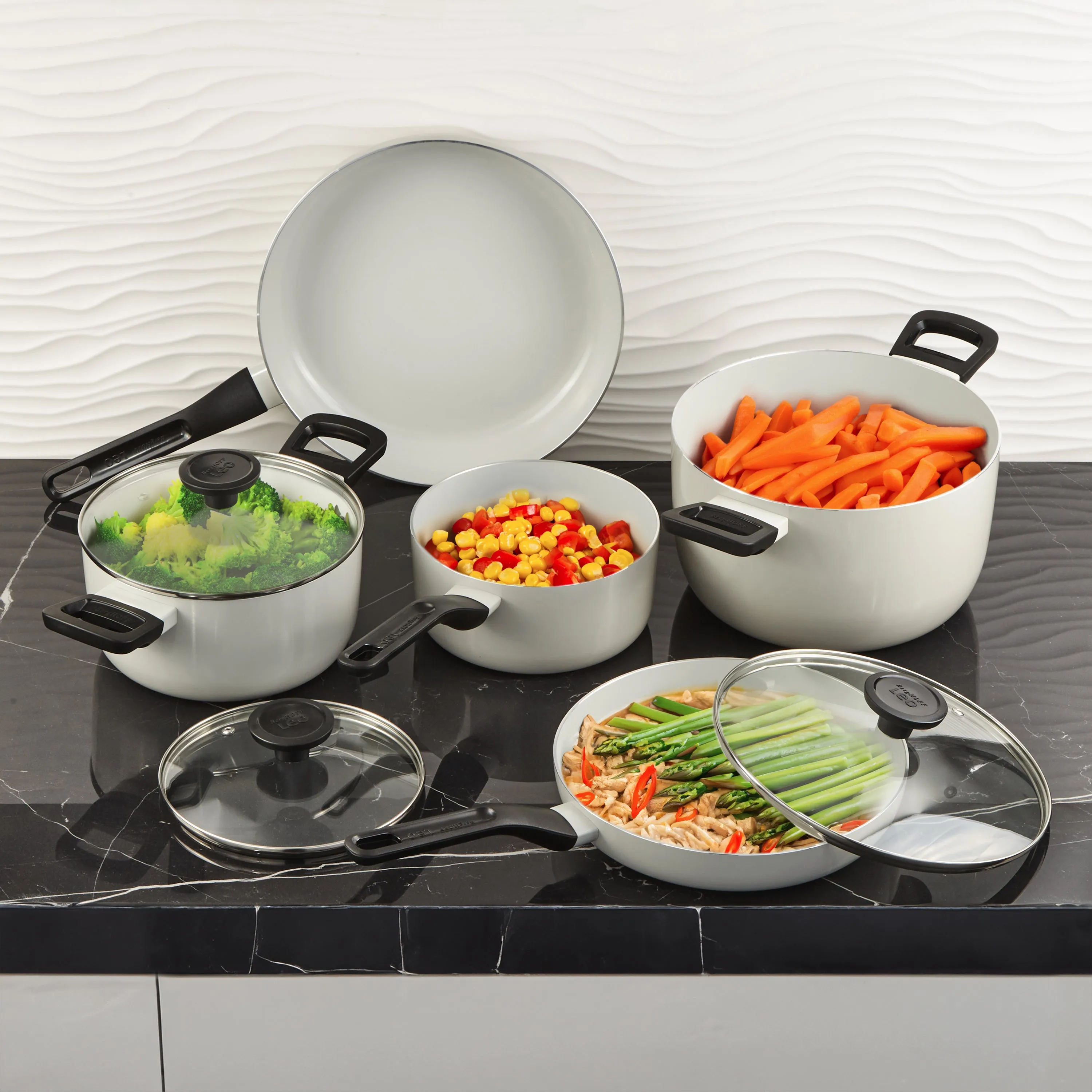 BergHOFF Leo Glints 8pc Ceramic Nonstick Cookware Set, Spirit