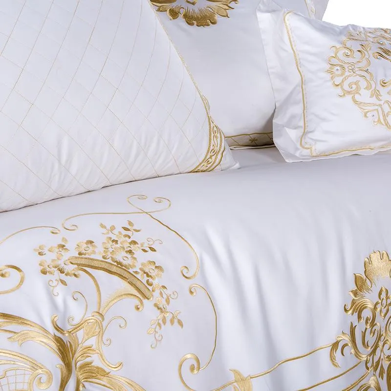 Broderie Royale Egyptian Sheets