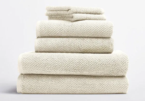 Coyuchi Organic Cotton Air Weight Bath Towels