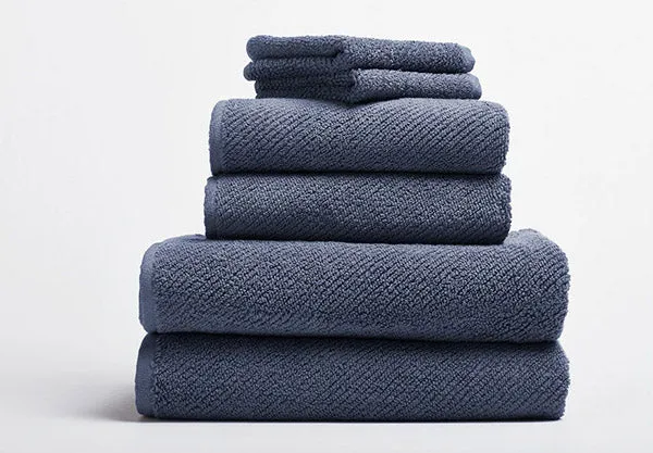 Coyuchi Organic Cotton Air Weight Bath Towels