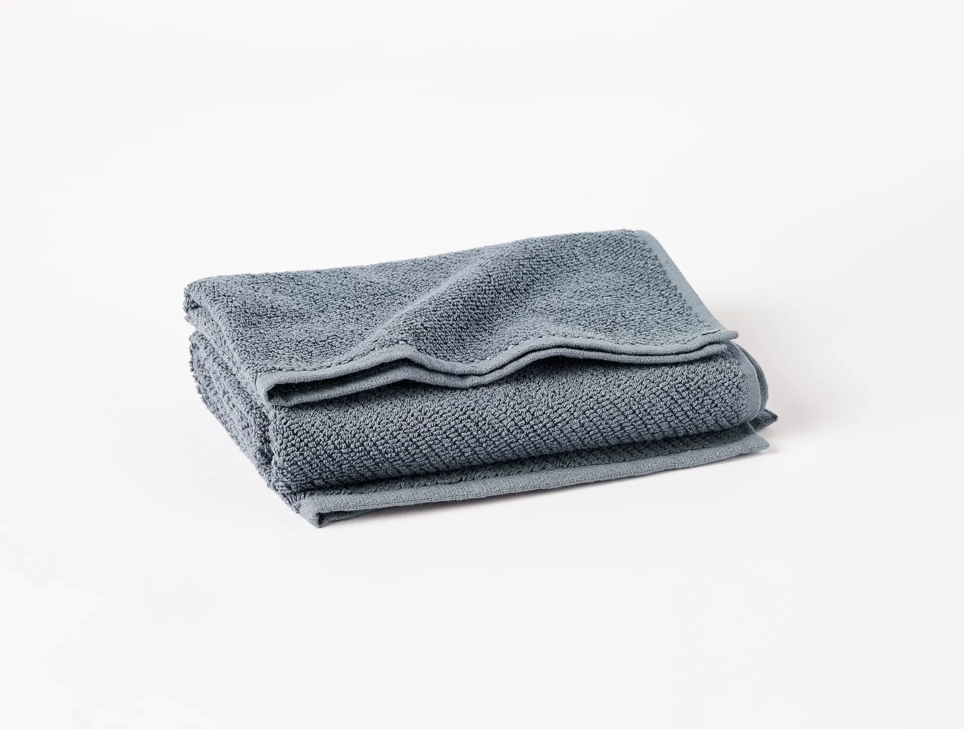 Coyuchi Organic Cotton Air Weight Bath Towels