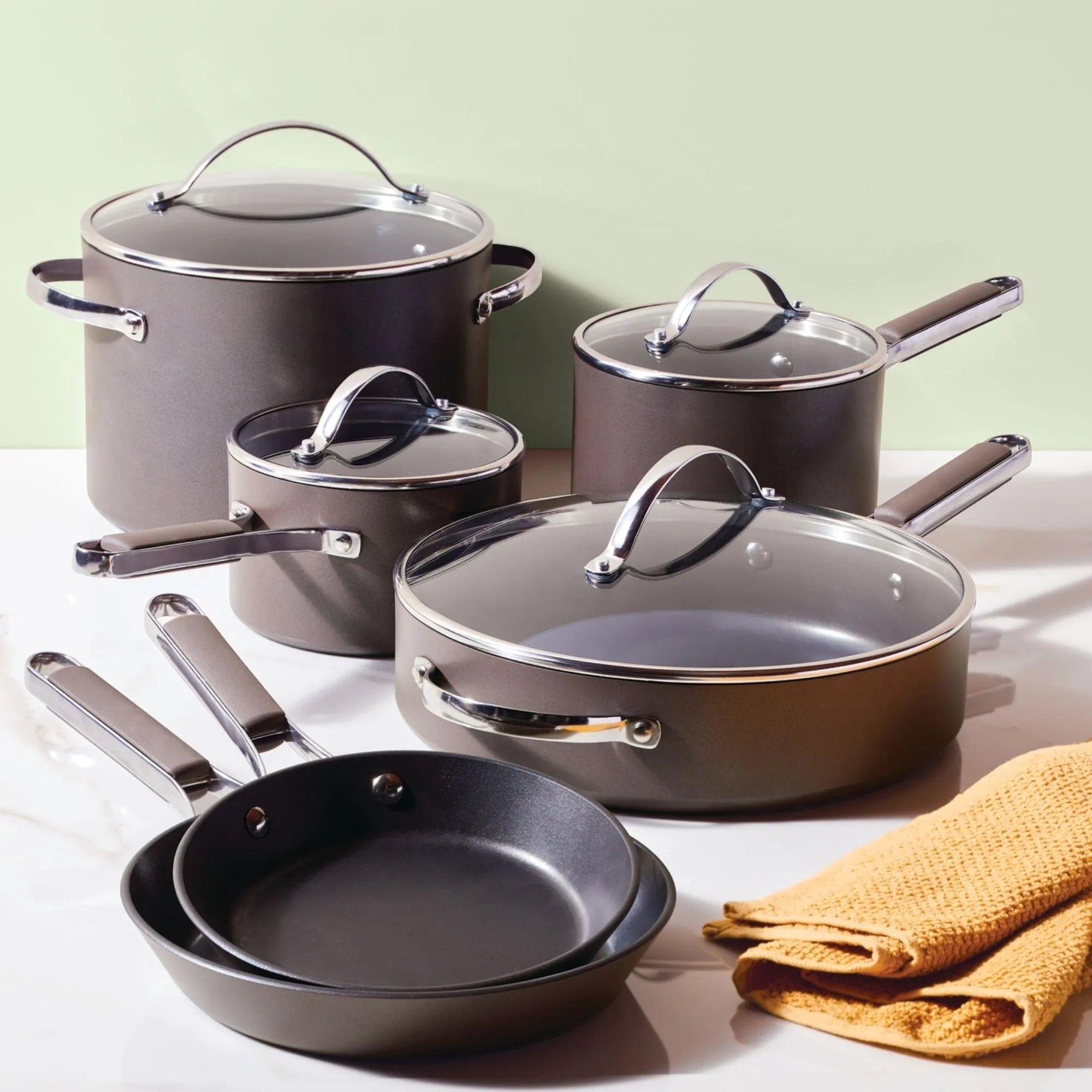 Hard-Anodized Nonstick 10-Piece Cookware Set