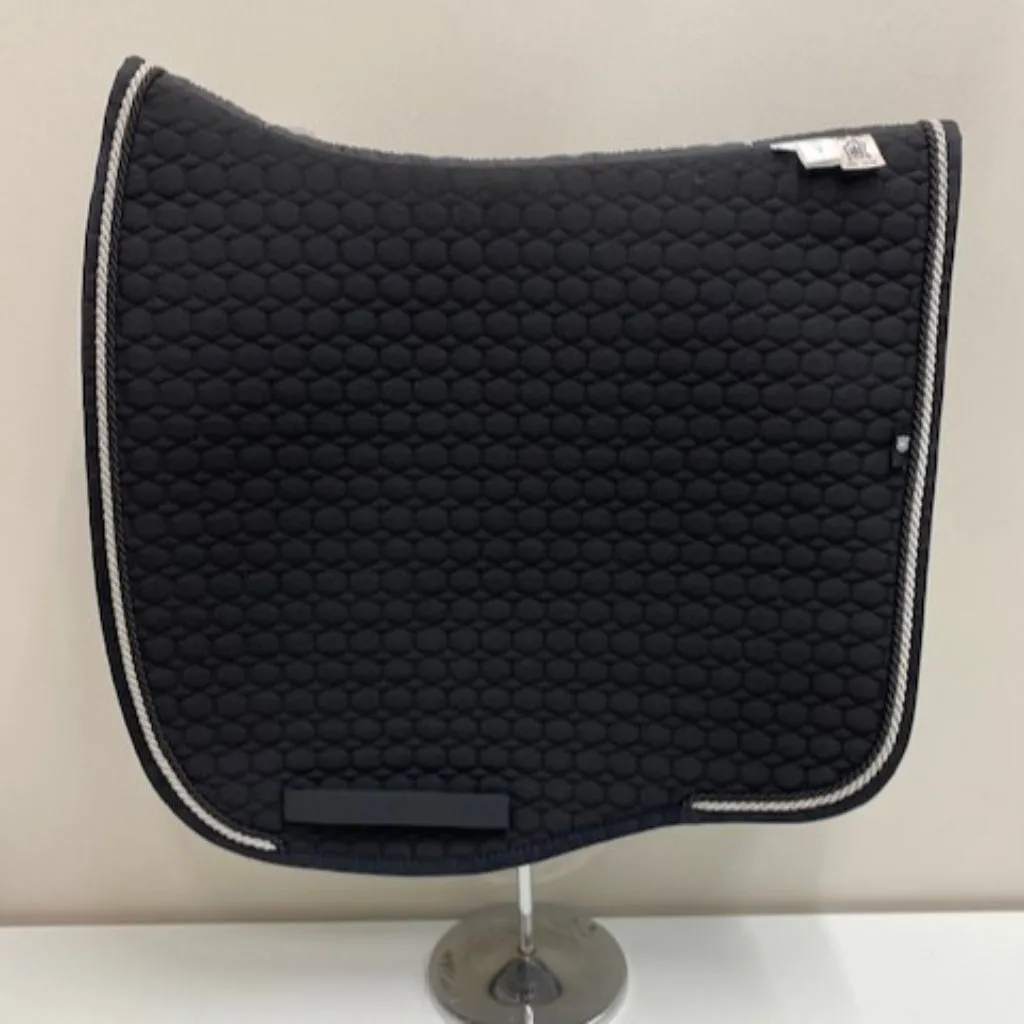 Mattes Euro Dressage Saddle Pad Black/ Black-Silver Piping