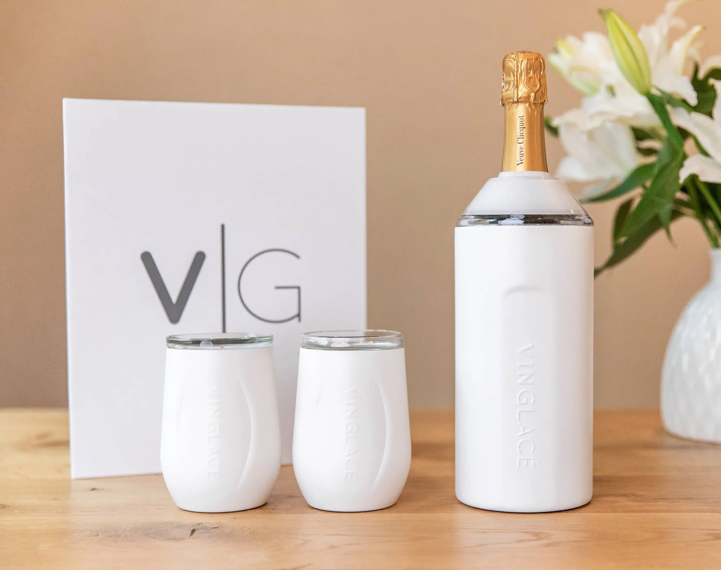 Vinglacé Wine Gift Sets with Glass Lined Wine Glasses